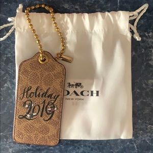 Coach Holiday 2019 Charm